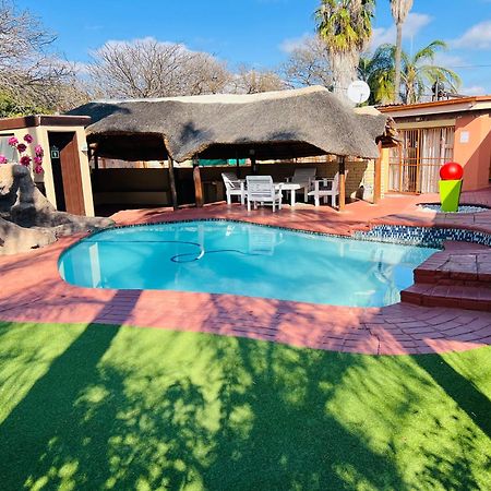 פולוקוואנה Ethen Guesthouse מראה חיצוני תמונה