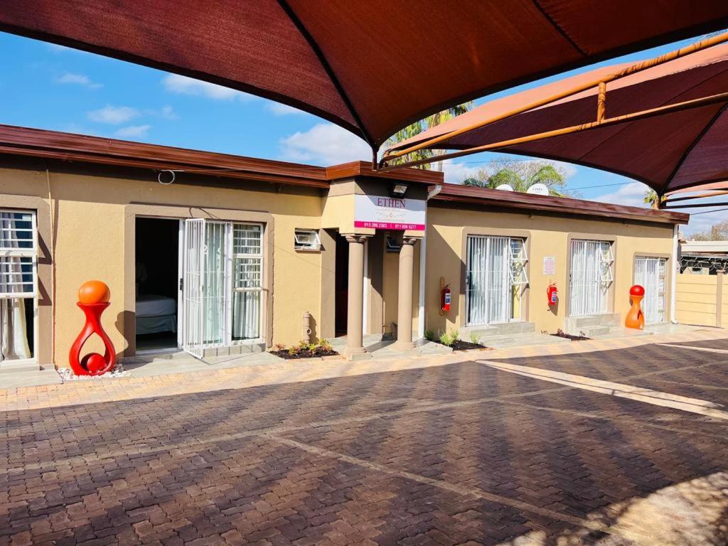 פולוקוואנה Ethen Guesthouse מראה חיצוני תמונה