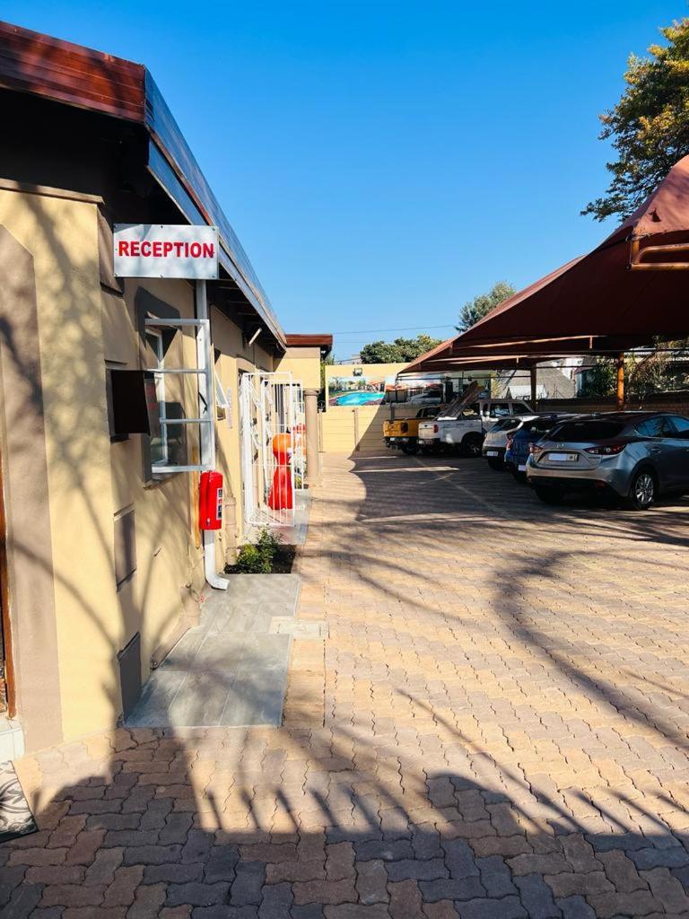 פולוקוואנה Ethen Guesthouse מראה חיצוני תמונה