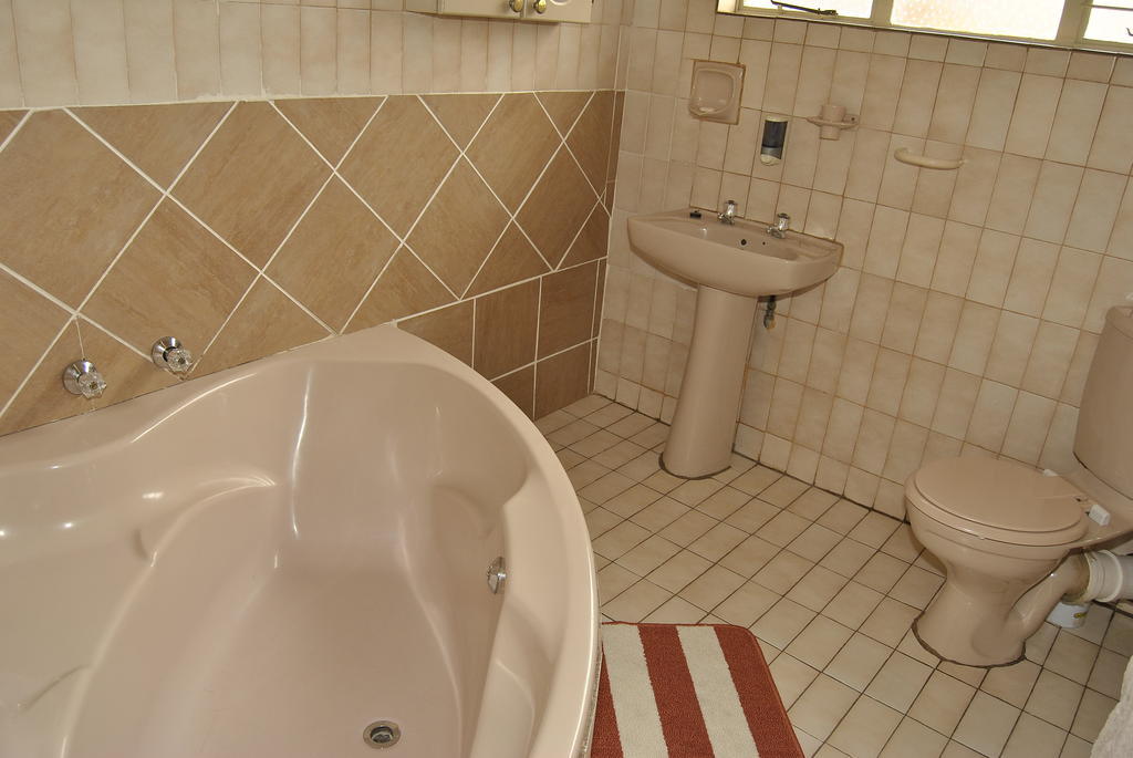פולוקוואנה Ethen Guesthouse חדר תמונה