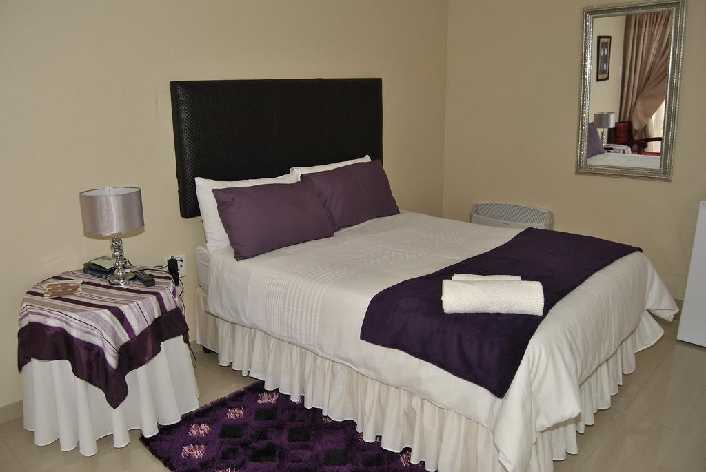פולוקוואנה Ethen Guesthouse מראה חיצוני תמונה