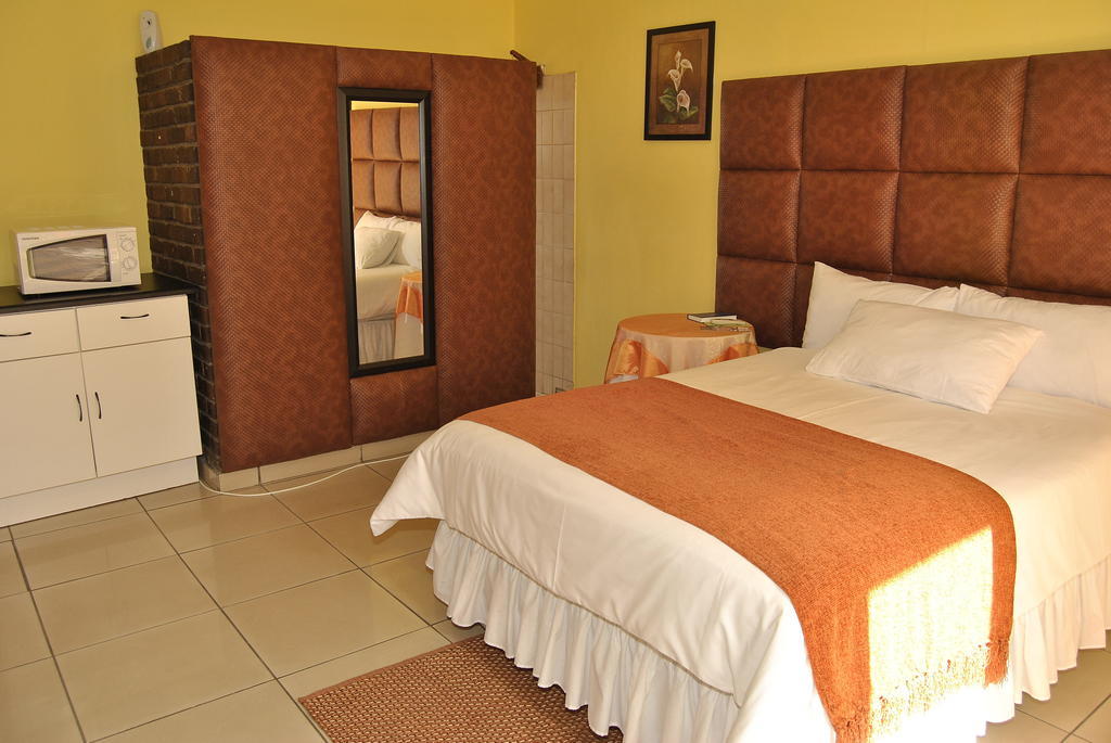 פולוקוואנה Ethen Guesthouse חדר תמונה